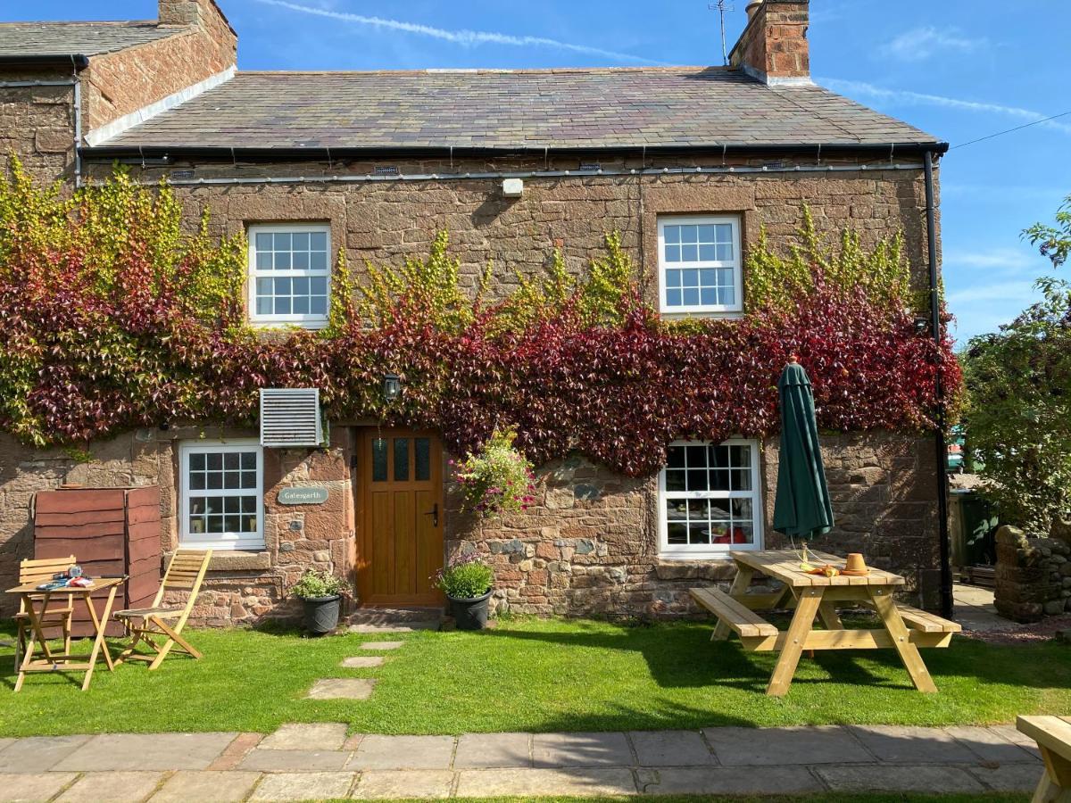 ברמפטון Gatesgarth Cottage @ The Pheasant Inn מראה חיצוני תמונה